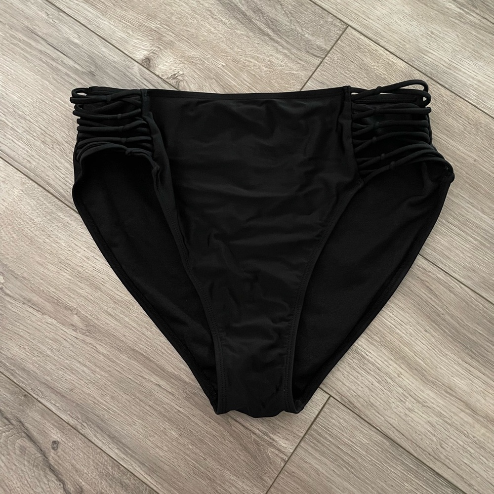 Black bathing suit bottoms